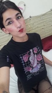 Evil_Queen13 casual pics! Pic 4