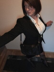 HotLauraTV Public Pic 5