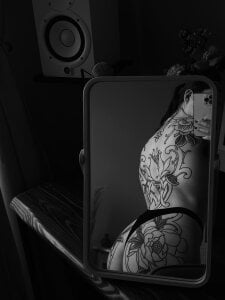 mileeenaa Public Pic 2