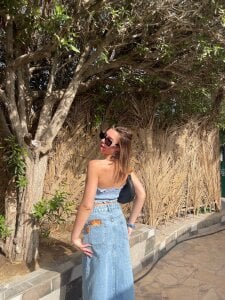 TwoKissedFire Louisa Pic 6