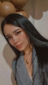 ValentinaRojass_ Public Pic