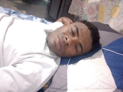 y3tr1999 Public Pic 2