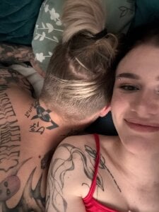 eshleeygreen me and mark Pic 4