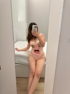 Tastemystrawberry Public Pic 6