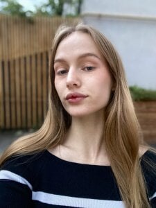 Viktoria_Vibes Public Gambar 4