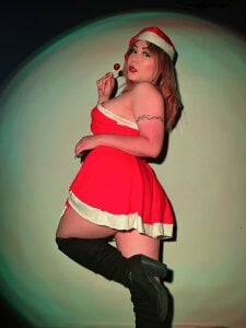 JuliettaRousse69 Happy new year🎁✨ Pic 2