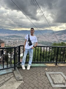 An afternoon at the Medellín viewpoint ✨ de dilan_alfonzo Foto 8