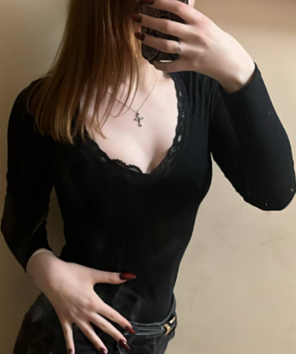 AprilAvery Gambar Trending 136