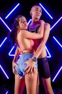 NEON FESTIVAL 🍒💦🤭 de liam_and_charlotte Fotos 2