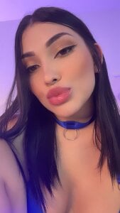 So Hot 💥 de _brenda_becker  4 photos