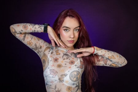 TessaaFox love in purple 💜 Pic 5