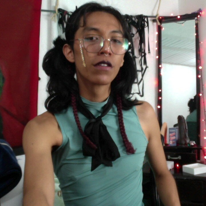 MadamLeRouge 熱門圖片 3699