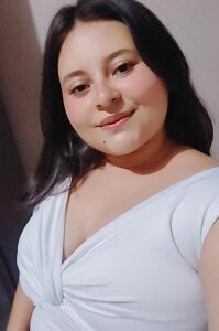 🙈 de alexacurvy05  2 Imagens