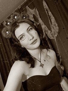 Nancy_Luna 🎃 happy halloween 🎃 Pic 3