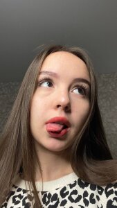 LisaSmiths I rested for 1 day and am ready to conquer the hearts of men again!! Pic 2