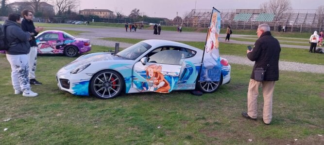 Also me de StirringOomph  2 photos