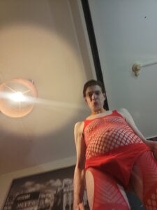 Sletjeray@xh red lingerie Pic 9