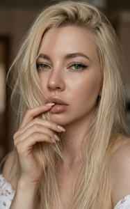 anastasiaplatinumのPublicの 3枚の写真