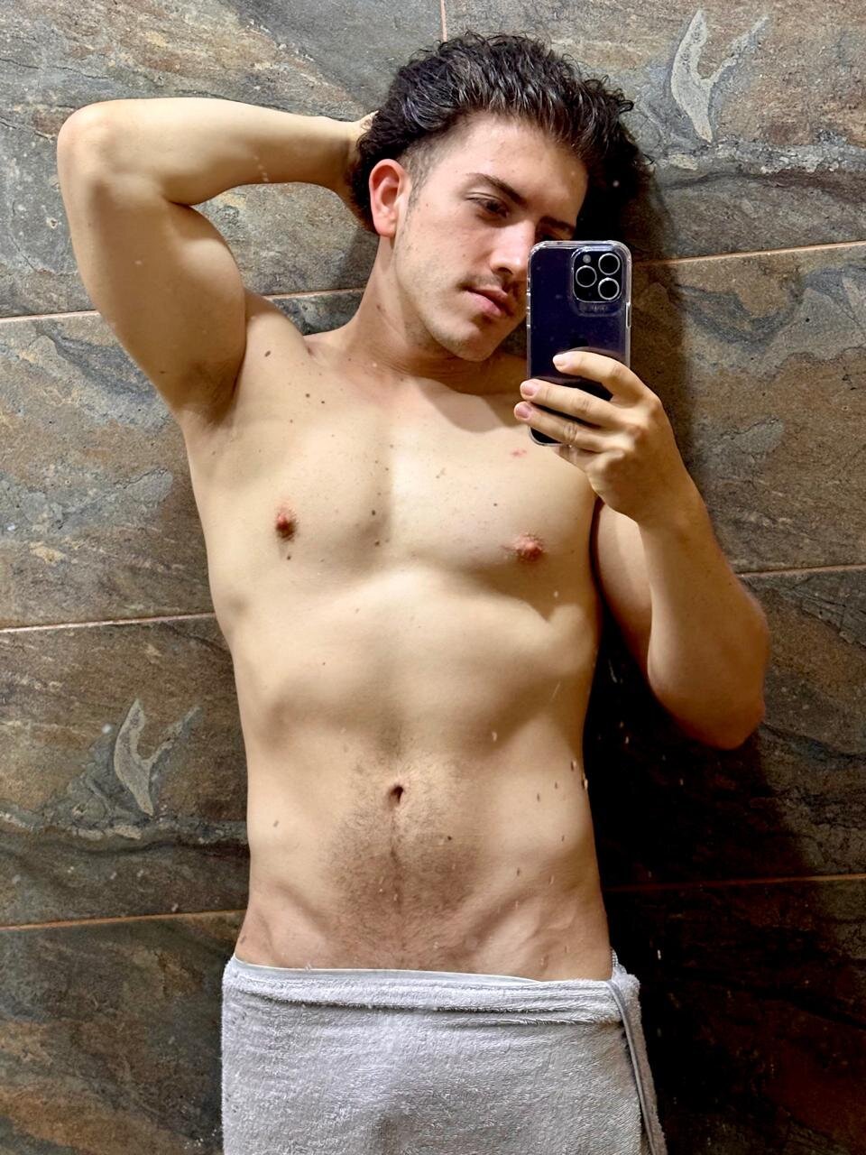 ALANNFERRER Foto en Tendencia 9840