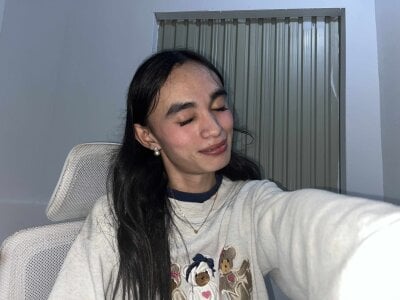 BriannahVixen Public Pic 4