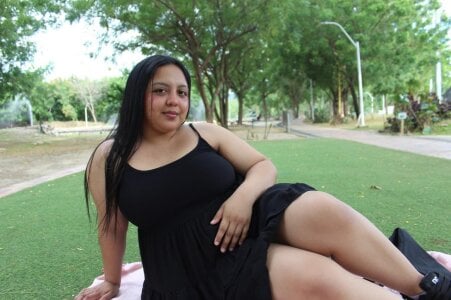 EVANGELIINE_21 Public Pic 2