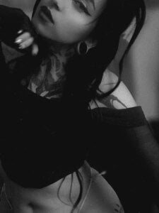 Julls420_ Public Pic 2