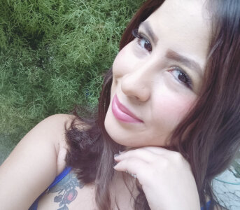 Amber_321 Public Pic 3