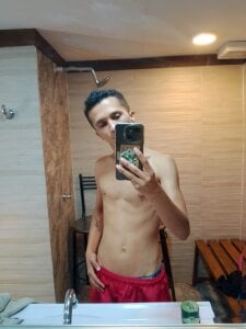 Nick_Boy23's XXX Nude Photo 1