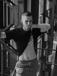 JAMES__LEE Public Pic 4