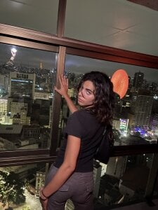 LizzieLuxuryPublic Bild 3