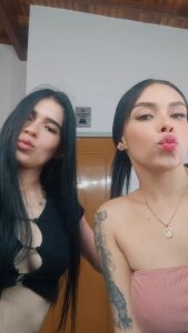 Ann_OniiのMY FRIENDの 2枚の写真