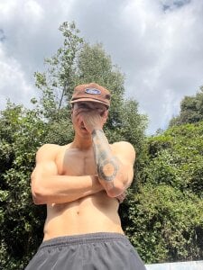 ThiagoFerrero_Hot TRAINING MY BODY Pic 5