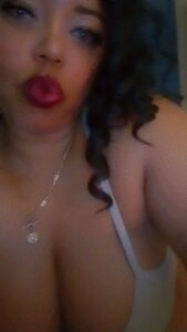 KittyKayla Just Being Sexy Pic