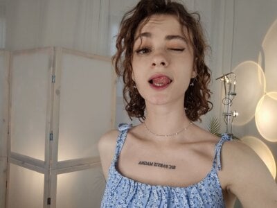 Curly_Moon My cute and funny face Photo 4