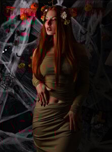 EmmaWarren Happy Halloween! 👻🎃 Pic 2