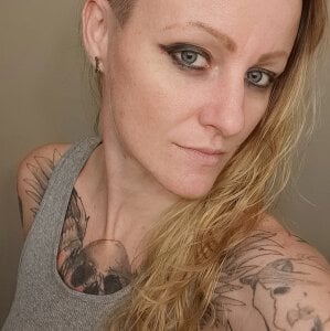 TrinityBlueEyes 3 Pic