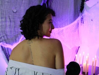 GabrielaMK Happy Halloween Photo 4