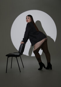 AdeleJhones Sexy and elegant Pic 6