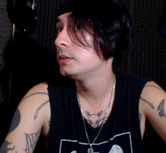 Zdjęcia vampireathome Public:  8