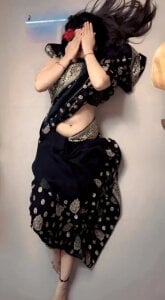 Public de Tanvi_Sharma377  2 Imagens