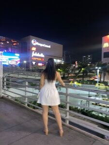 Emily_Beltonn From your princess to my lords 🎀 Foto 3