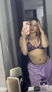 📍 de Sara_Sophia420  6 Imagens