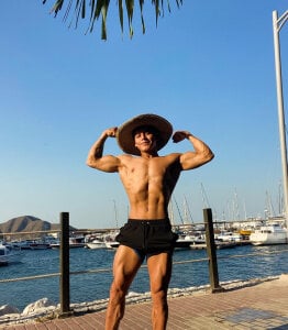 tolimahot666 Public Pic