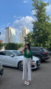 KarenKinley Public Pic 4