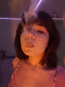 Ella_Babyy_ Public Pic 6