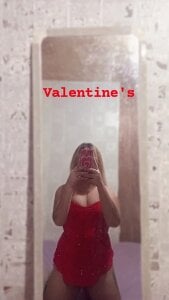 ts_chubbyfantasy Me, myself and i Pic 3