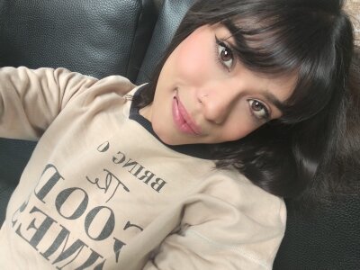 AvaLusty Sexy Bony Pic 2