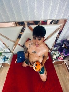 ThomasThund Public Pic 3