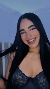 SofiCastro09_ Hair black 🖤 Pic 3