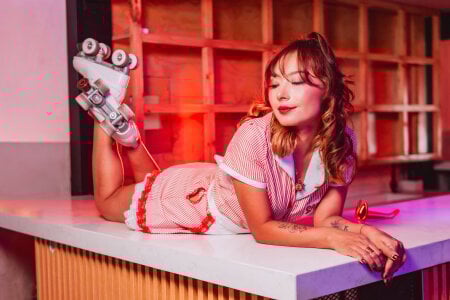 SabrinaSpell_ Retro Power Girl 💥 Foto 6